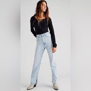 Levi’s '70s High Slim Straight Jeans Size 28